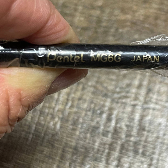 NWT Pentel Ceramicron Pen Refill Lot of of 15 Mixed Colors Red Blue Black - Picture 5 of 10